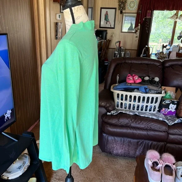 Woman’s Columbia green light cardigan - Picture 14 of 16